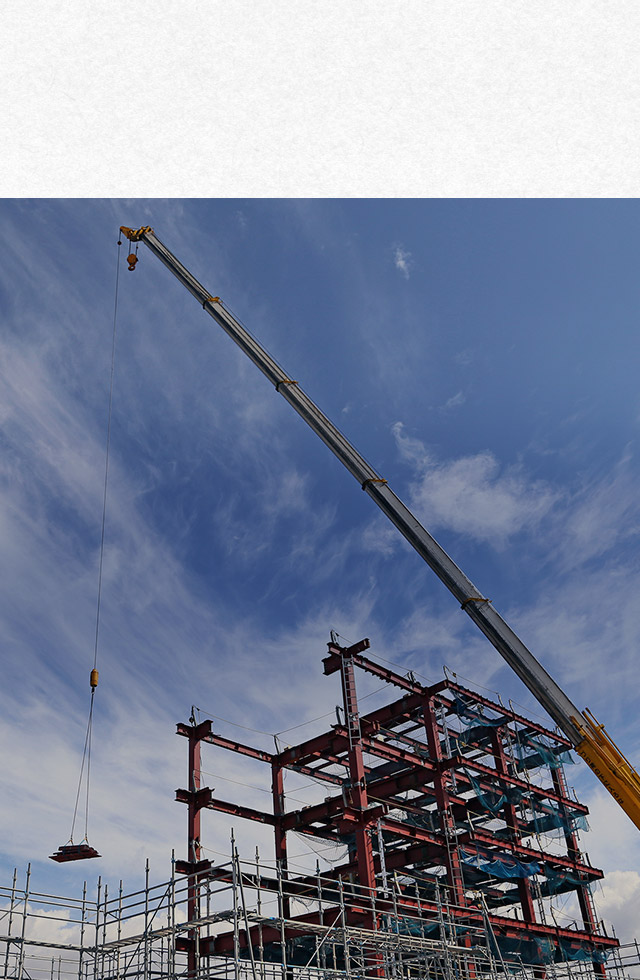 建物づくりを支える、型枠解体のプロフェッショナルを西村組で目指しませんか？